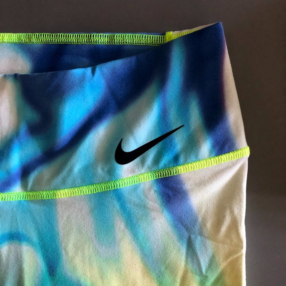 Nike Dri-FIT colorful pastel tights size small